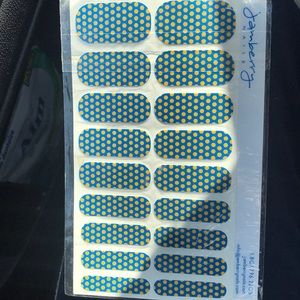Jamberry Nails Blue/yellow polka dots-NEW